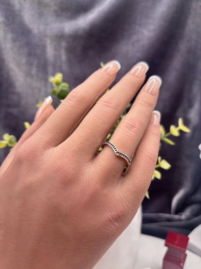4mm 925 Sterling Silver Chevron Ring, Minimalist V Ring, Stacking Ring, Dainty Silver Band, Promise Ring for Her, Delicate Gift