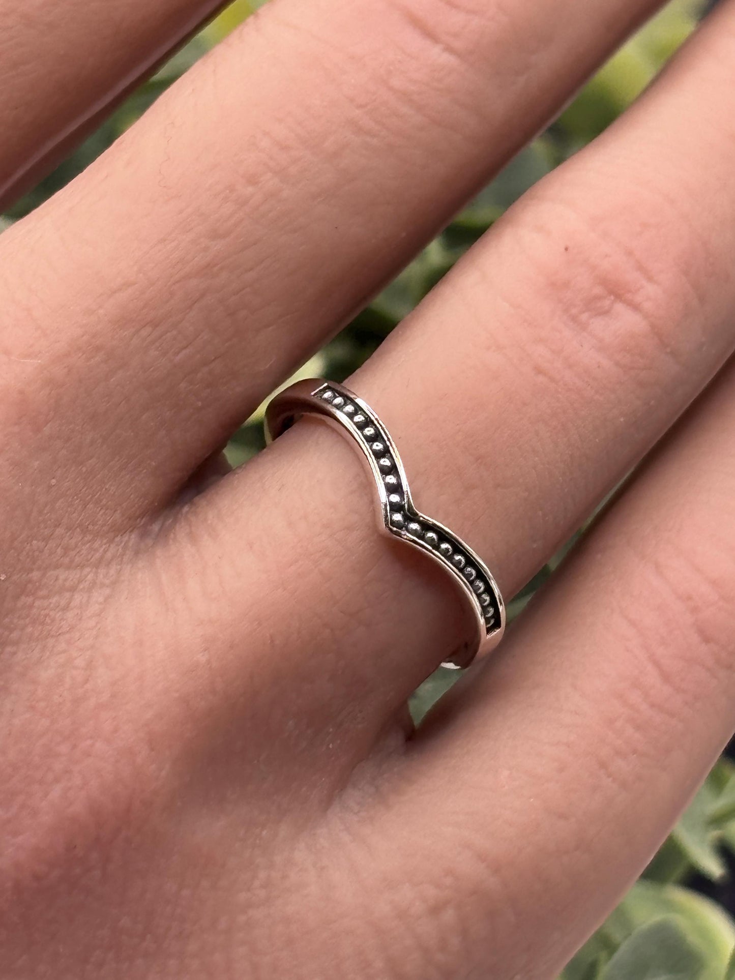 4mm 925 Sterling Silver Chevron Ring, Minimalist V Ring, Stacking Ring, Dainty Silver Band, Promise Ring for Her, Delicate Gift