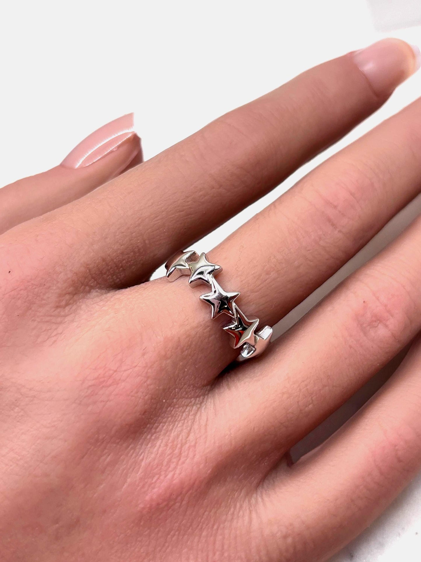 Star Ring Sterling Silver 925, Minimalist Star Band, Dainty Stackable Ring, Celestial Jewelry, Everyday Ring, Gift for Her
