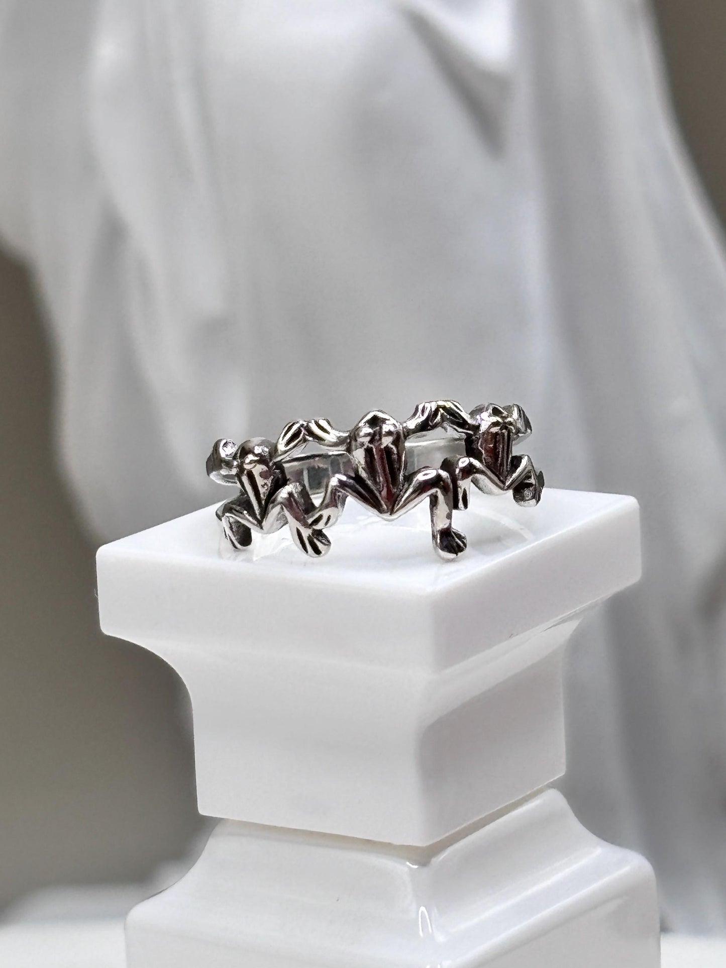 Frog Ring Sterling Silver 925, Fun Jewelry, Cute Animal Ring, Unique Statement Ring, Minimalist Nature Jewelry, Gift for Her,