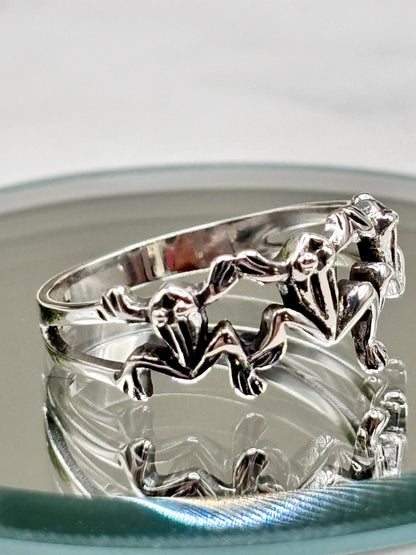 Frog Ring Sterling Silver 925, Fun Jewelry, Cute Animal Ring, Unique Statement Ring, Minimalist Nature Jewelry, Gift for Her,