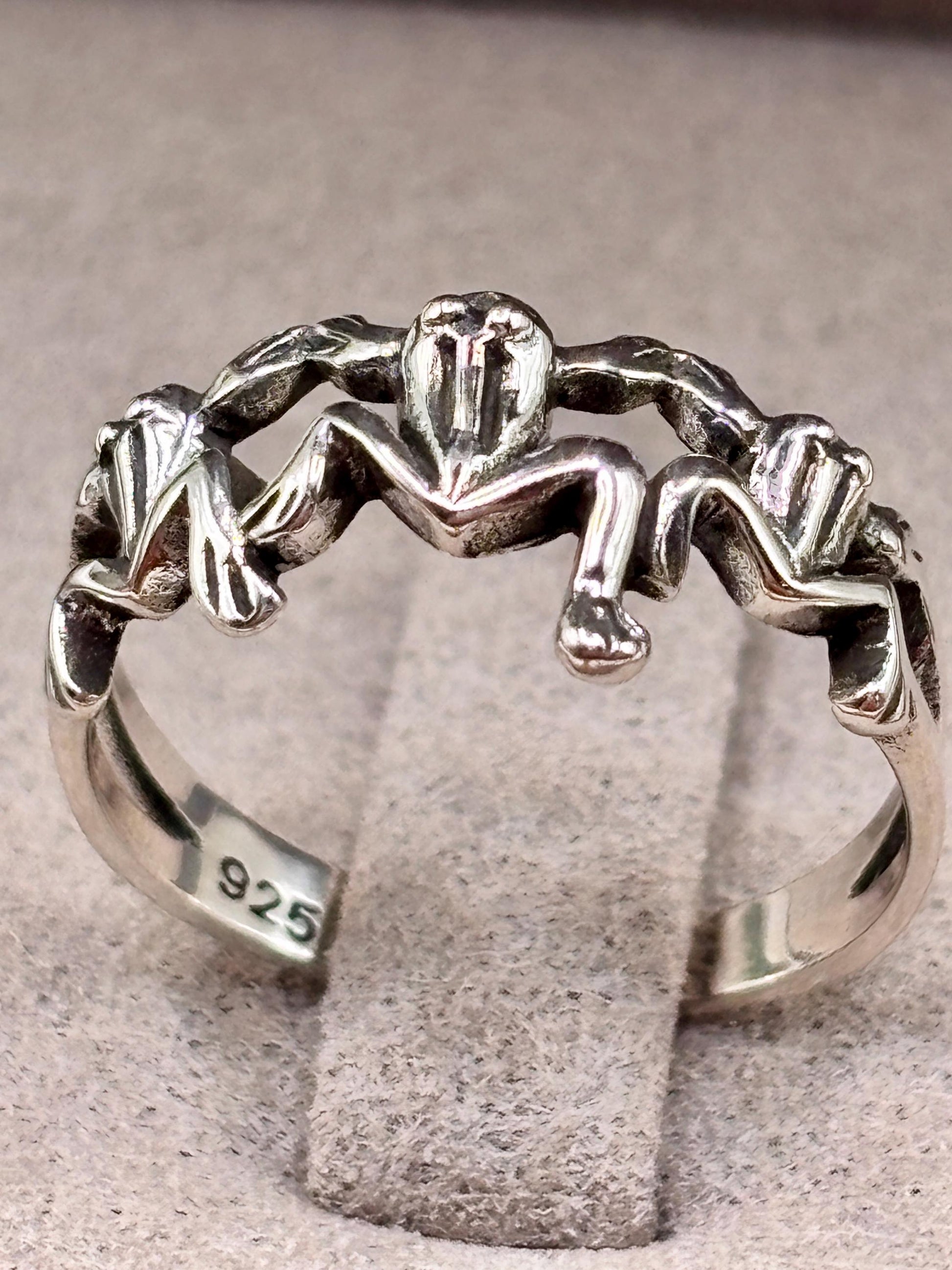 Frog Ring Sterling Silver 925, Fun Jewelry, Cute Animal Ring, Unique Statement Ring, Minimalist Nature Jewelry, Gift for Her,