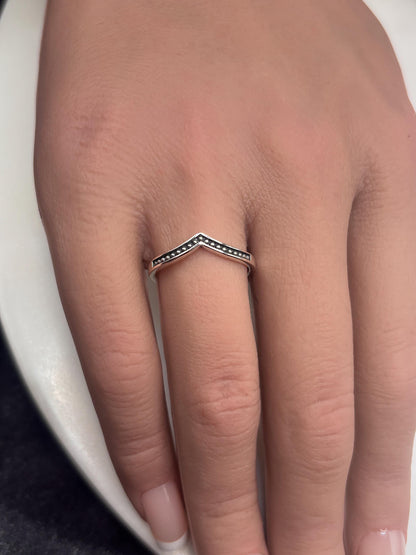 4mm 925 Sterling Silver Chevron Ring, Minimalist V Ring, Stacking Ring, Dainty Silver Band, Promise Ring for Her, Delicate Gift
