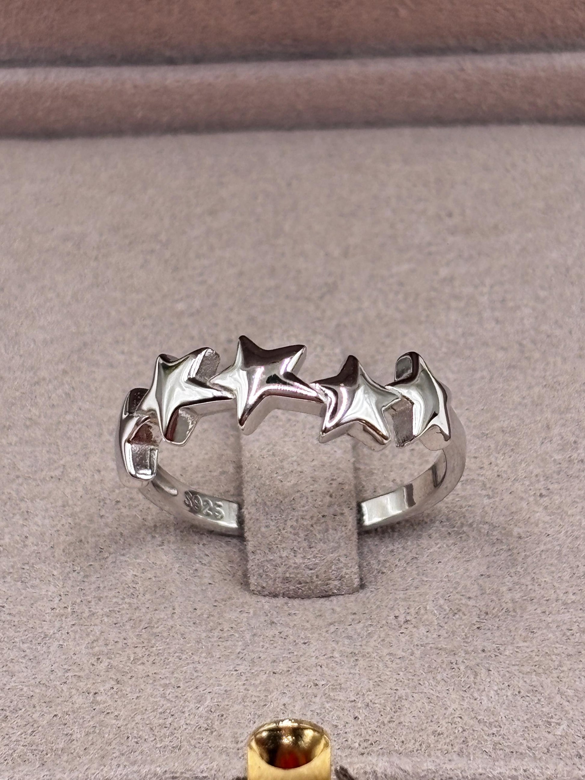 Star Ring Sterling Silver 925, Minimalist Star Band, Dainty Stackable Ring, Celestial Jewelry, Everyday Ring, Gift for Her