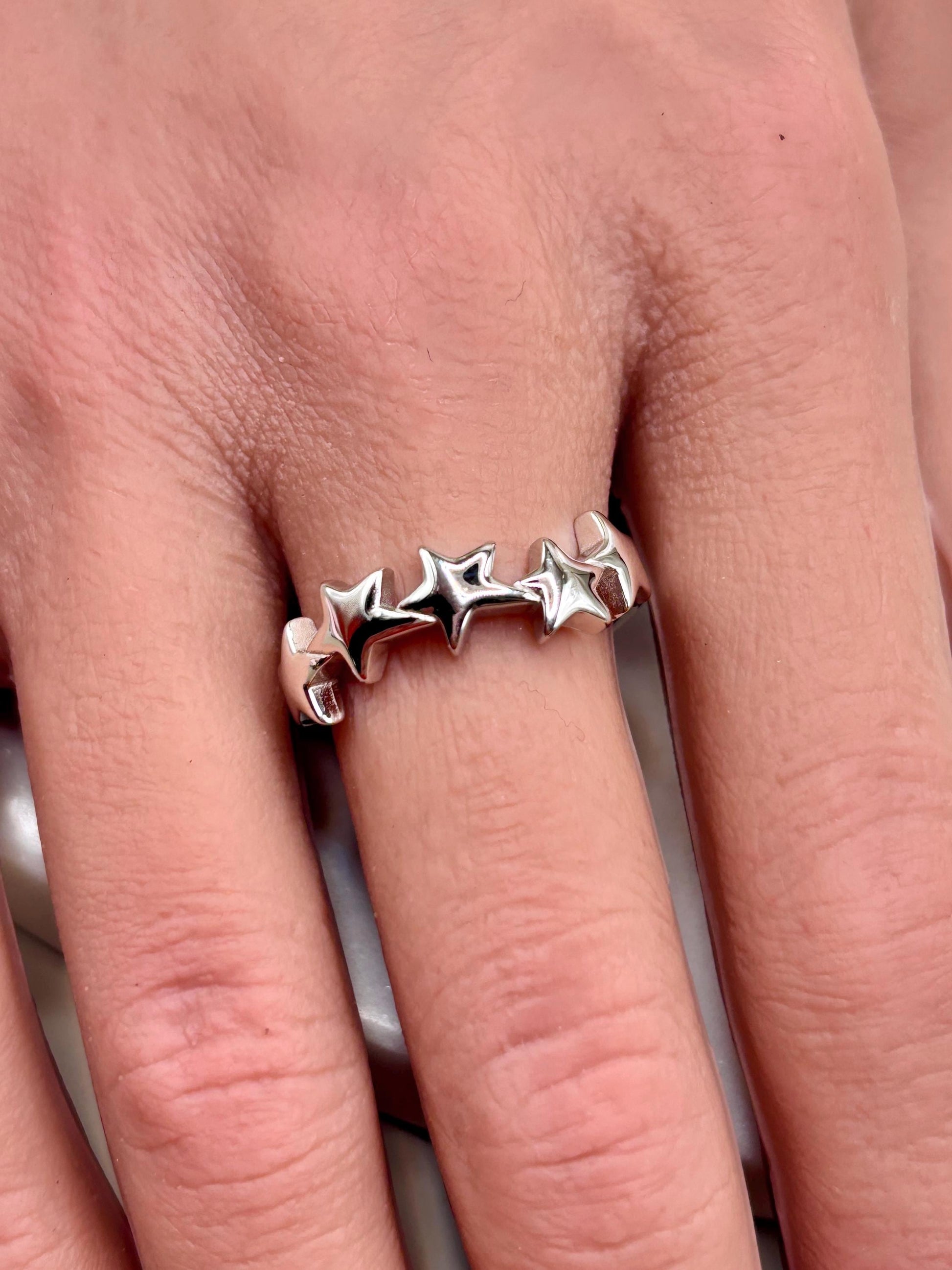 Star Ring Sterling Silver 925, Minimalist Star Band, Dainty Stackable Ring, Celestial Jewelry, Everyday Ring, Gift for Her