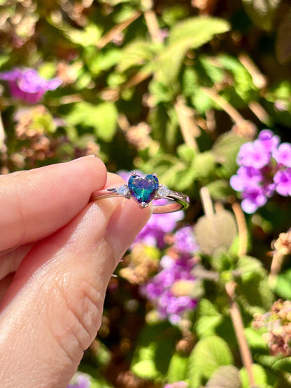 Rainbow Mystic Topaz Heart Ring, 925 Sterling Silver Promise Ring, Color Changing Heart Ring, Dainty Rainbow Stone Ring, Gift for Her