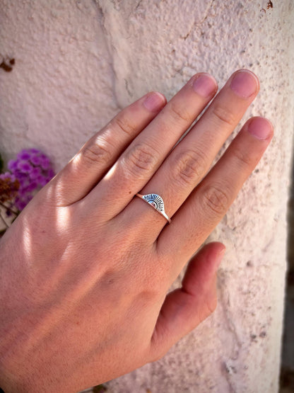 Sunburst Signet Ring 925 Sterling Silver, Minimalist Sunrise Ring, Celestial Jewelry, Handmade Everyday Ring, Boho Sun Silver Ring