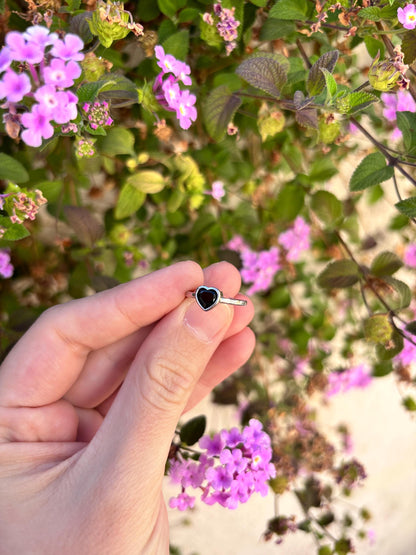 Black Onyx Heart Ring, Sterling Silver Minimalist Ring, Tiny Heart Ring, Bezel Set Ring, Gothic Promise Ring, Dainty Everyday Jewelry