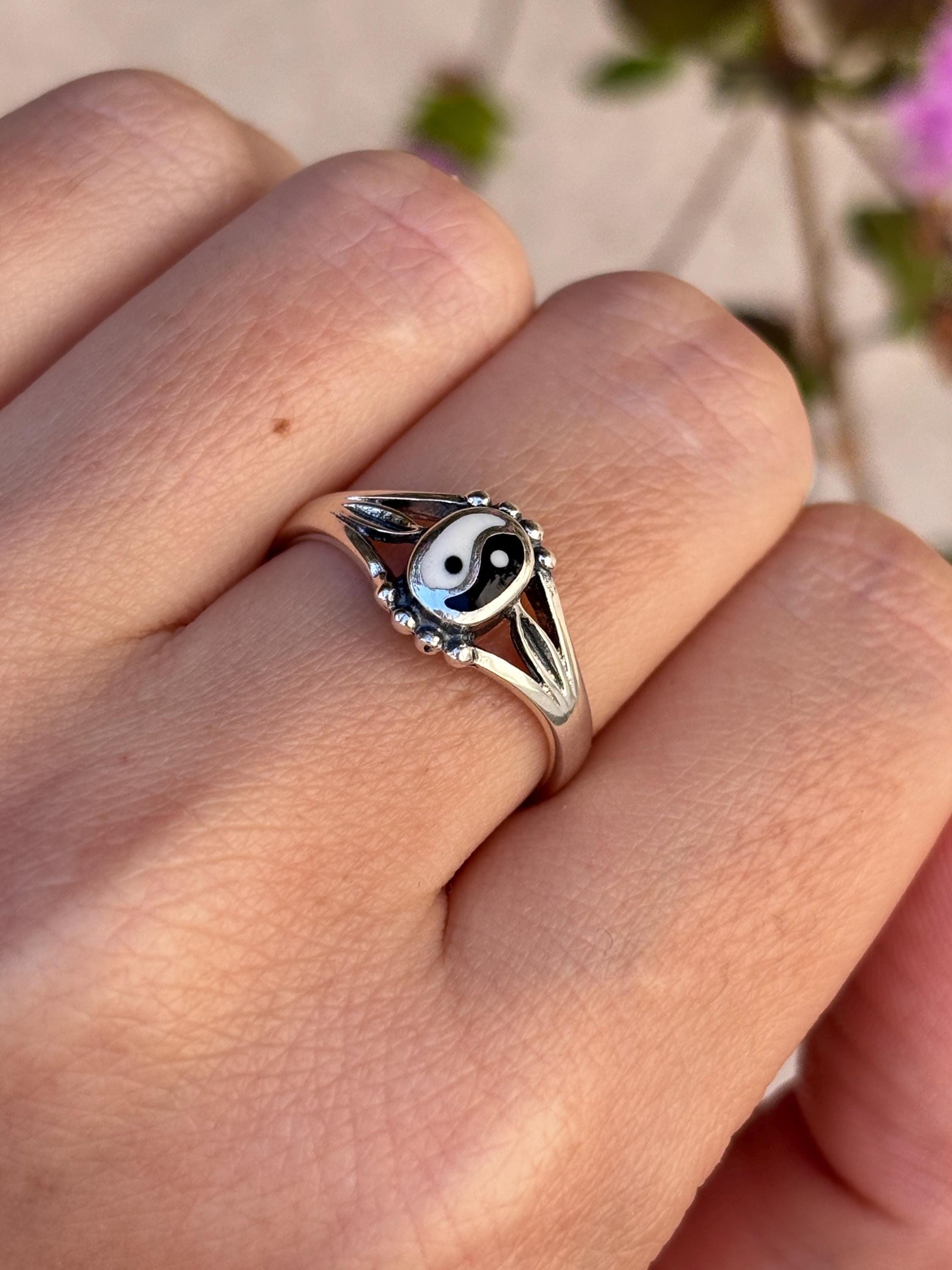 Yin Yang Ring, Sterling Silver Balance Ring, Spiritual Jewelry, Harmony Symbol Ring, Zen Ring, Meaningful Gift for Her