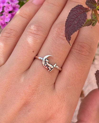 Cat Moon Ring, Sterling Silver Cat Lover Ring, Crescent Moon Jewelry, Minimalist Cat Ring, Celestial Animal Jewelry Gift