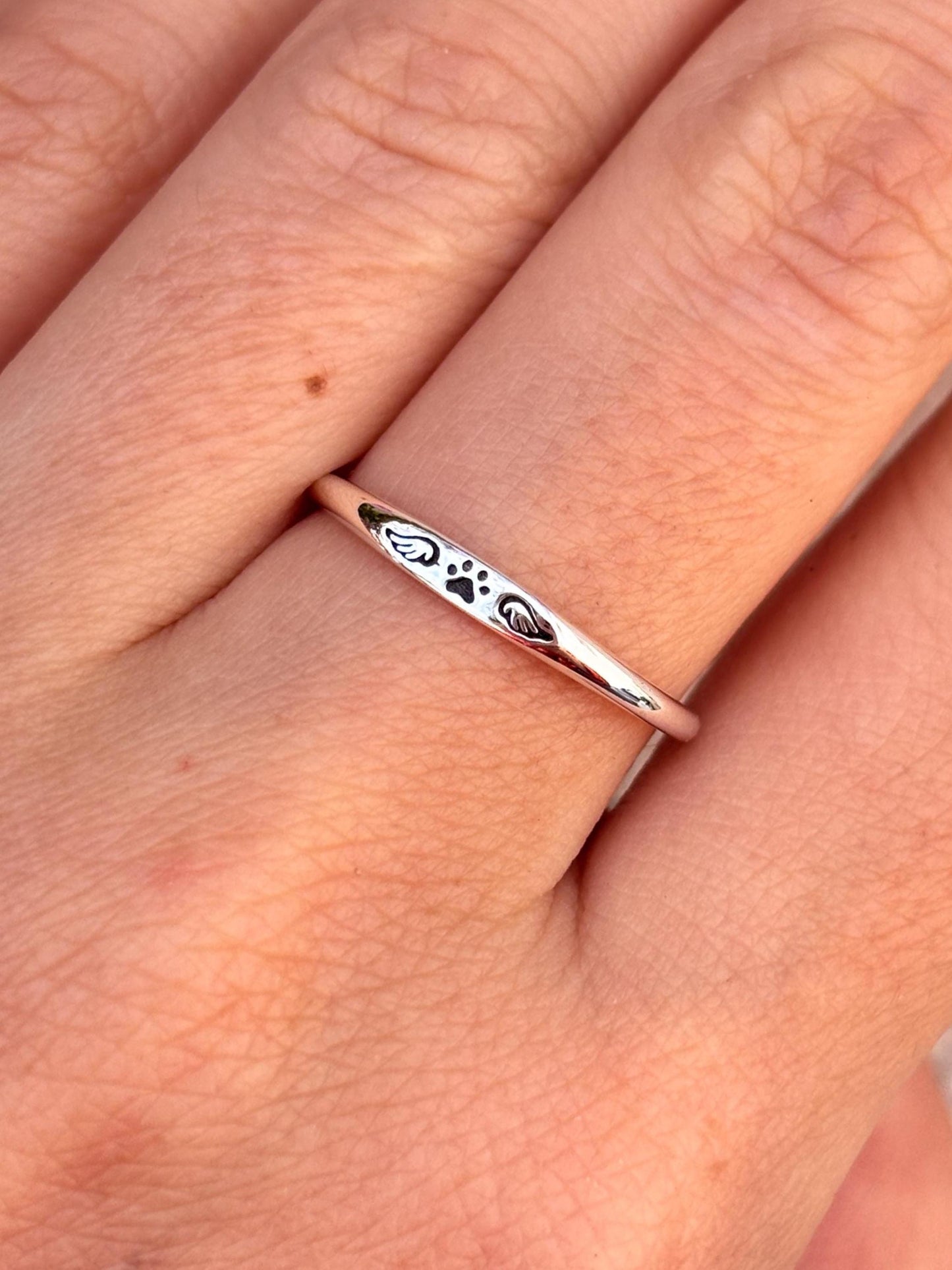 Angel Wings Paw Print Ring, 925 Sterling Silver Pet Memorial Ring, Cat Dog Lover Jewelry, Minimalist Animal Band, Pet Loss Ring