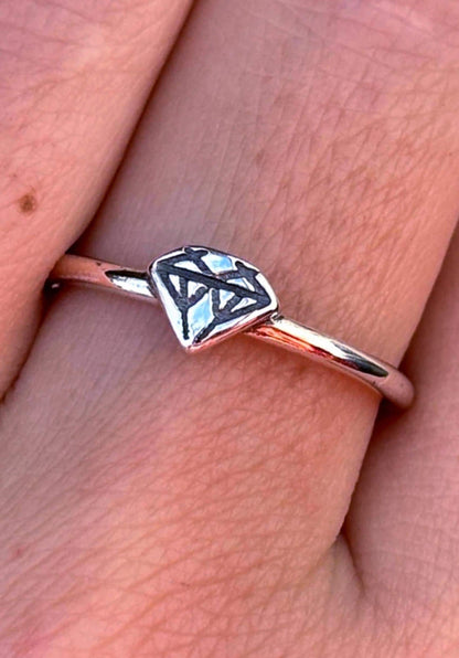 Minimalist Diamond Outline Ring, 925 Sterling Silver Ring, Tiny Diamond Shape Ring, Dainty Stacking Ring, Geometric Jewelry
