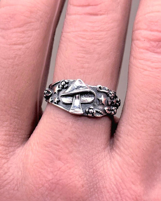 Mushroom Ring 925 Sterling Silver, Fairycore Nature Ring, Cottagecore Jewelry, Forest Mushroom Band, Celestial Silver Ring for Her
