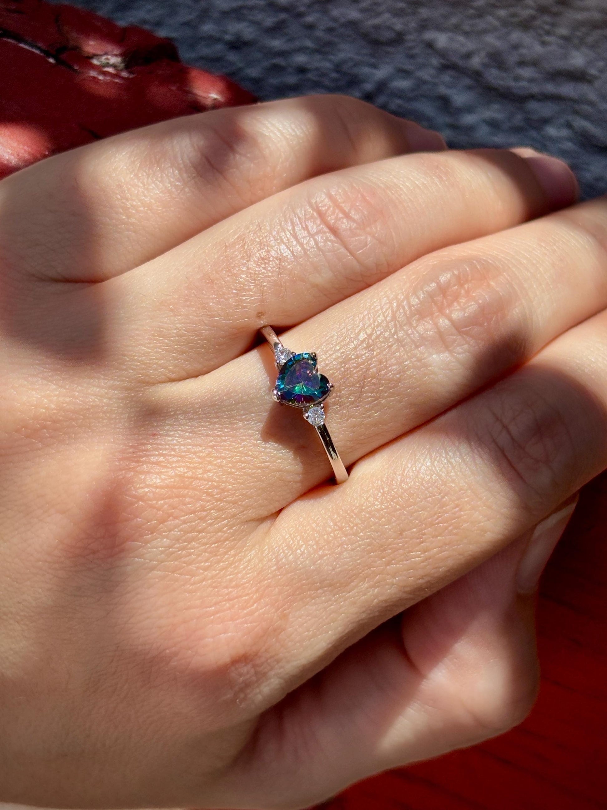 Rainbow Mystic Topaz Heart Ring, 925 Sterling Silver Promise Ring, Color Changing Heart Ring, Dainty Rainbow Stone Ring, Gift for Her