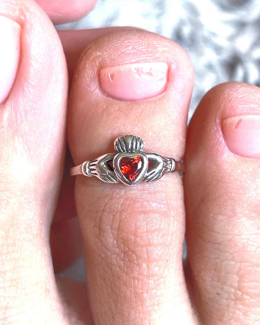 Claddagh Toe Ring 925 Sterling Silver, Red Garnet CZ Toe Ring, Adjustable Silver Toe Ring, Celtic Irish Jewelry, Beach Toe Ring