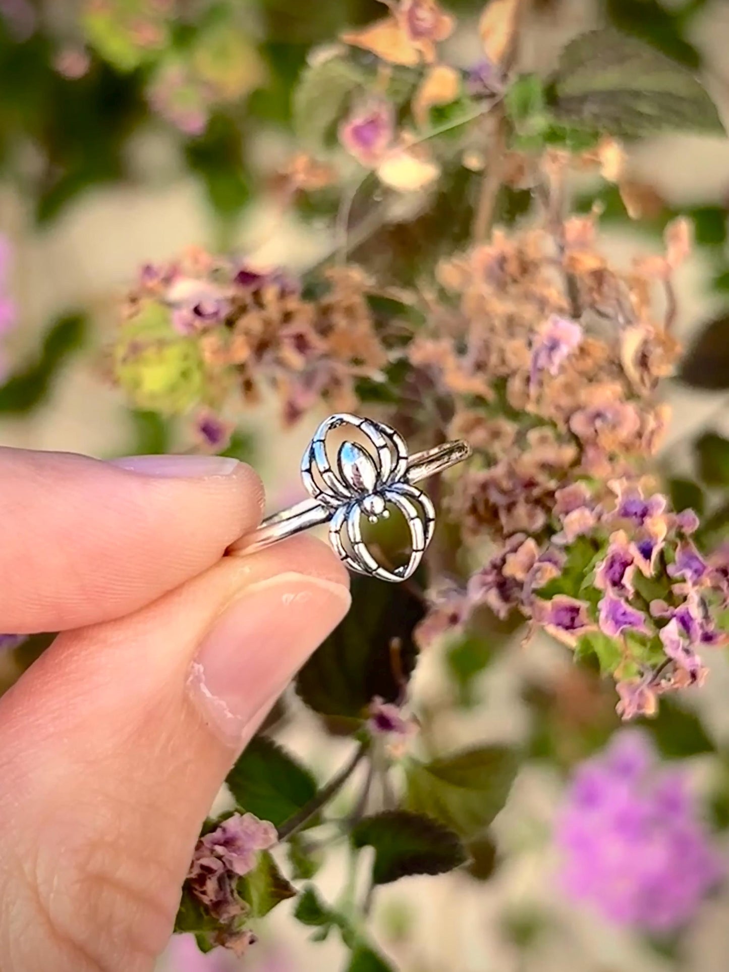 Spider Ring Sterling Silver, Tiny Spider Ring, Gothic Minimalist Ring, Oxidized 925 Silver Jewelry, Halloween Aesthetic Ring