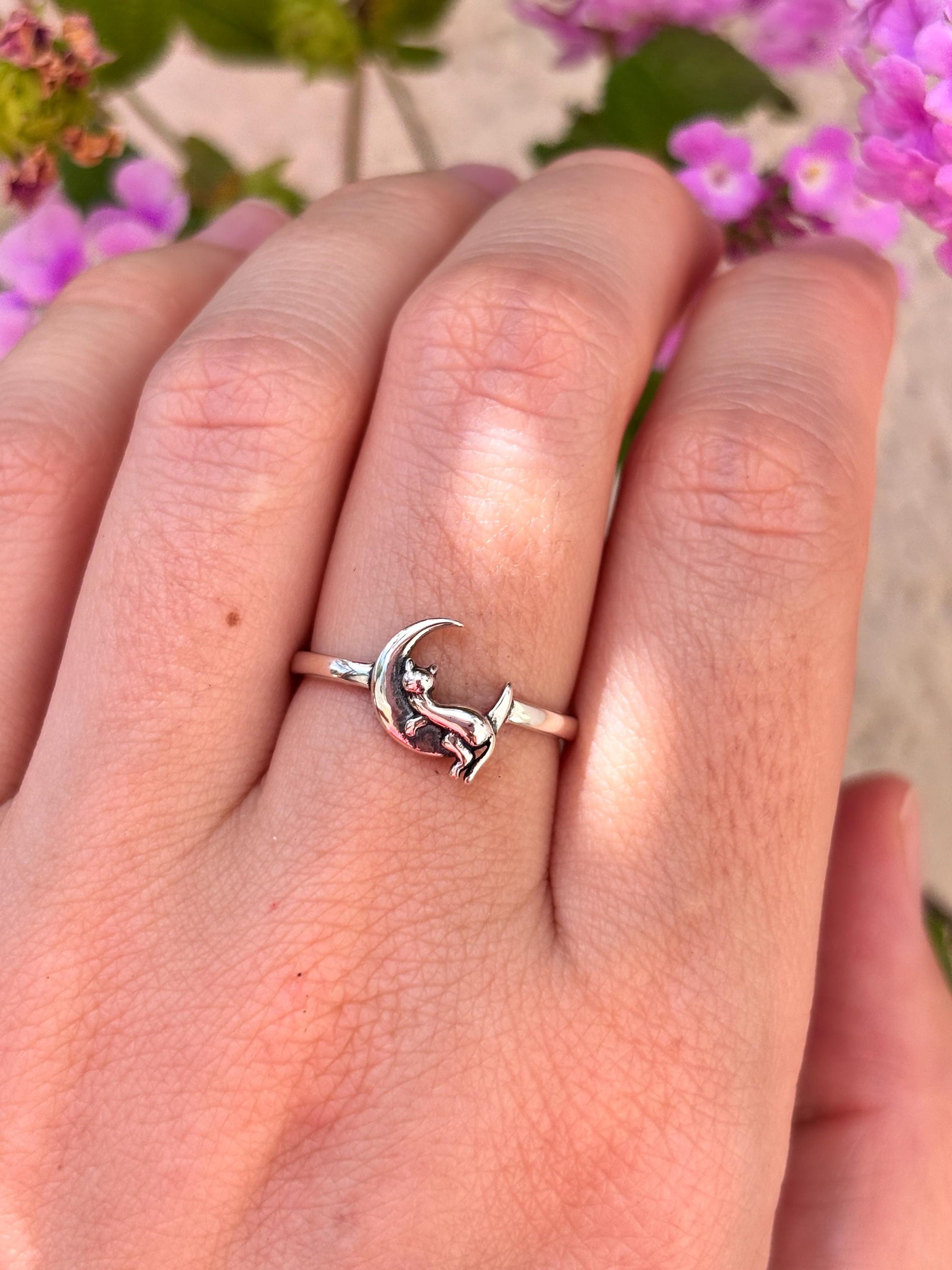 Cat Moon Ring, Sterling Silver Cat Lover Ring, Crescent Moon Jewelry, Minimalist Cat Ring, Celestial Animal Jewelry Gift