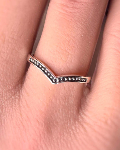 4mm 925 Sterling Silver Chevron Ring, Minimalist V Ring, Stacking Ring, Dainty Silver Band, Promise Ring for Her, Delicate Gift