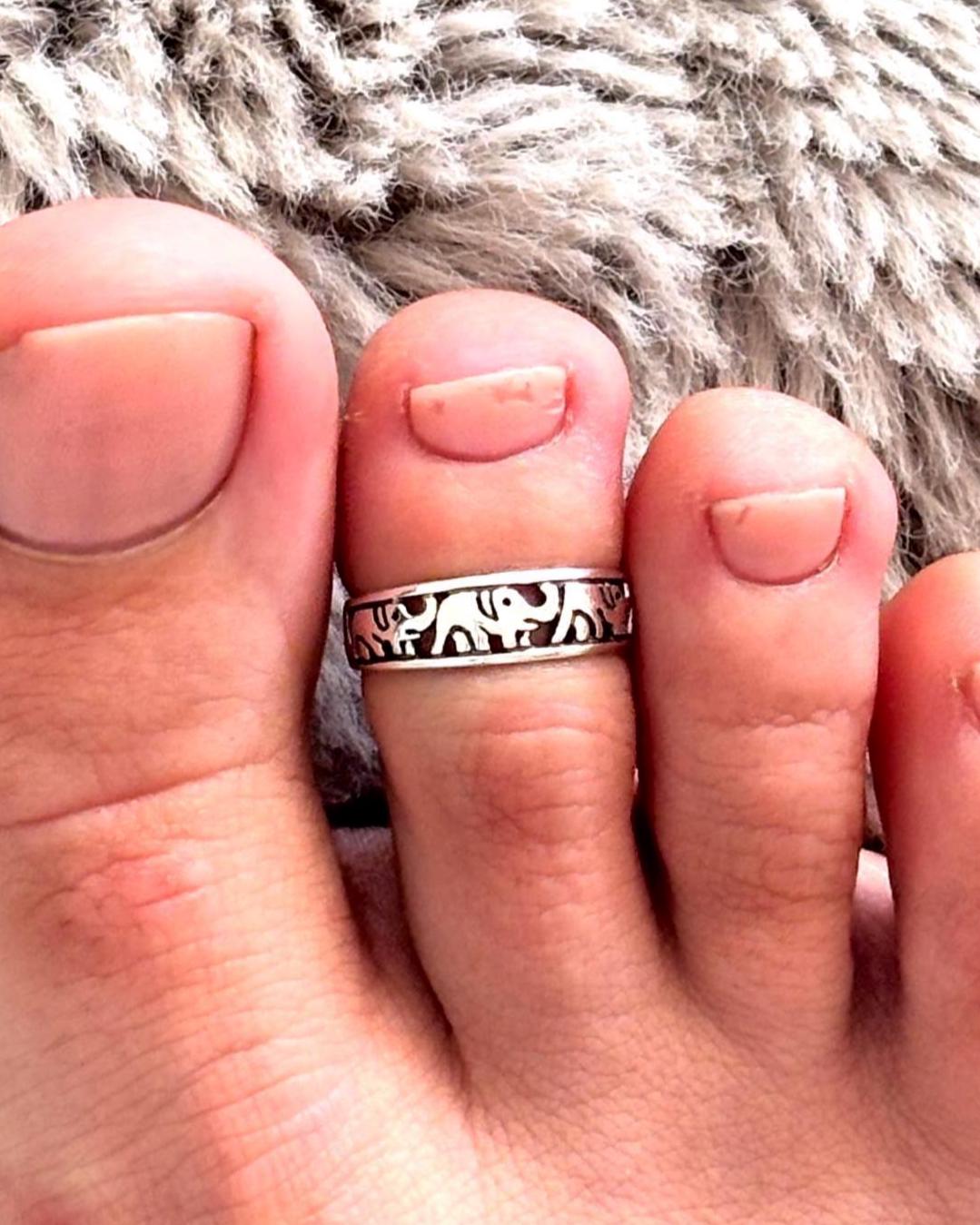 Sterling Silver Elephant Toe Ring, Adjustable 925 Silver Toe Ring, Lucky Elephant Toe Band, Boho Beach Jewelry, Minimalist Summer Ring