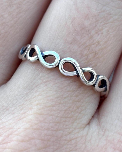 Infinity Ring 925 Sterling Silver, Minimalist Infinity Band, Handmade Promise Ring, Dainty Stackable Ring, Symbolic Love Jewelry