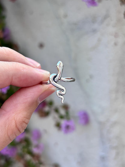 Sterling Silver Snake Ring, Serpent Ring, Snake Jewelry, Minimalist Snake Ring, Adjustable Silver Ring, Gothic Ring, Symbolic Jewelry