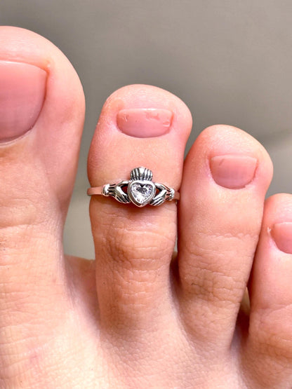 Claddagh Toe Ring, Sterling Silver Toe Ring, Heart Toe Ring, Celtic Love Ring, Adjustable Toe Ring, Promise Gift, Beach Jewelry