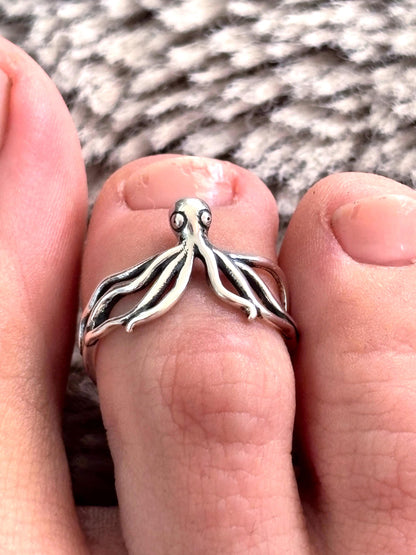 Sterling Silver Octopus Toe Ring, Adjustable 925 Silver Toe Ring, Beach Toe Ring, Ocean Jewelry, Sea Life Ring, Summer Foot Jewelry