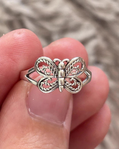 Sterling Silver Butterfly Toe Ring, Adjustable 925 Silver Toe Ring, Butterfly Toe Band, Dainty Beach Jewelry, Summer Foot Ring