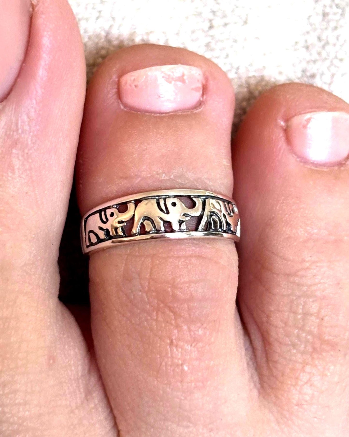 Sterling Silver Elephant Toe Ring, Adjustable 925 Silver Toe Ring, Lucky Elephant Toe Band, Boho Beach Jewelry, Minimalist Summer Ring