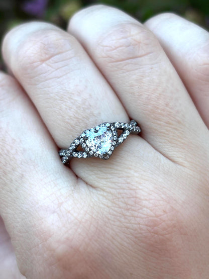925 Sterling Silver Heart Ring, Diamond CZ Heart Ring, Bypass Promise Ring, Romantic Engagement Ring, Twisted Band, Gift for Her