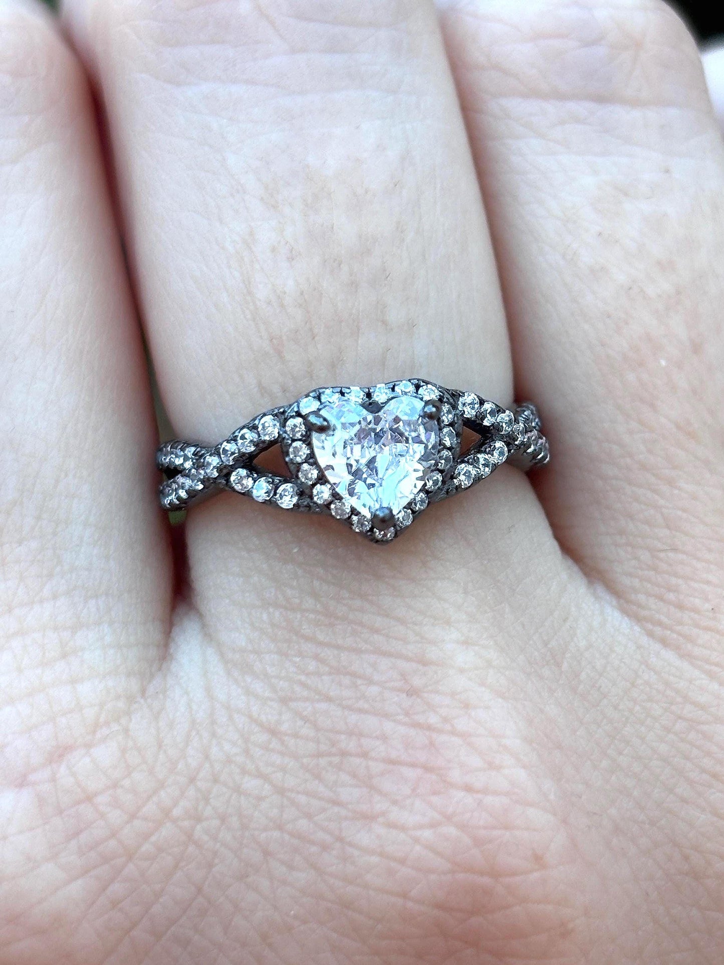 925 Sterling Silver Heart Ring, Diamond CZ Heart Ring, Bypass Promise Ring, Romantic Engagement Ring, Twisted Band, Gift for Her