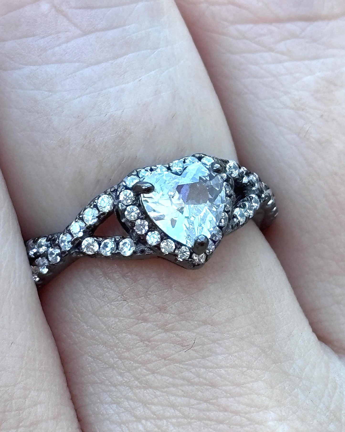 925 Sterling Silver Heart Ring, Diamond CZ Heart Ring, Bypass Promise Ring, Romantic Engagement Ring, Twisted Band, Gift for Her