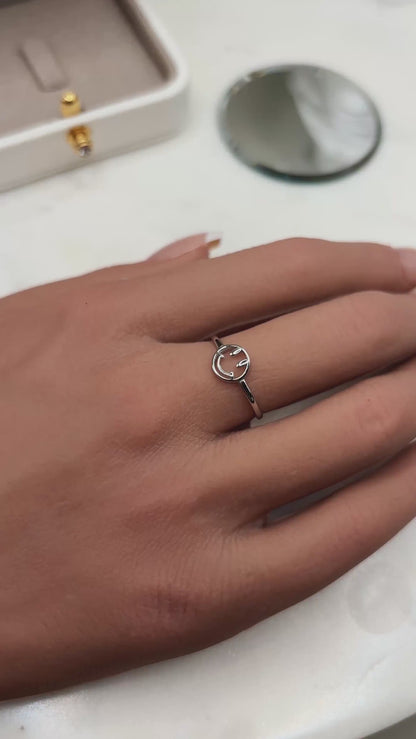 Handmade emoji ring, 925 sterling silver smiley face ring, minimalist happy face ring, cute everyday jewelry, positive gift for her