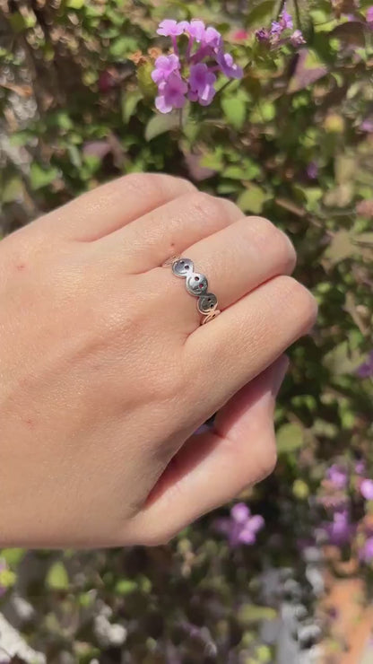 Smiley Face Ring 925 Sterling Silver, Y2K Happy Face Band, Emoji Ring, Cute Gen Z Jewelry, Trendy Stacking Ring Gift for Her