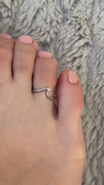 Wave Ring, 925 Sterling Silver Ring, Ocean Wave Ring, Minimalist Silver Ring, Beach Jewelry, Dainty Stacking Ring, Gift for Her
