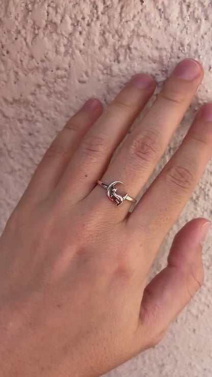 Cat Moon Ring, Sterling Silver Cat Lover Ring, Crescent Moon Jewelry, Minimalist Cat Ring, Celestial Animal Jewelry Gift