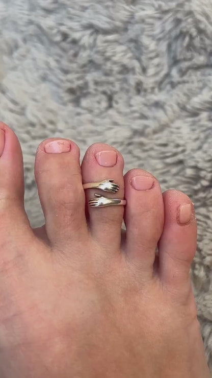 Sterling Silver Hug Toe Ring, Adjustable Toe Ring, Open Hand Ring, Minimalist Beach Jewelry, Friendship Ring, Summer Foot Jewelry