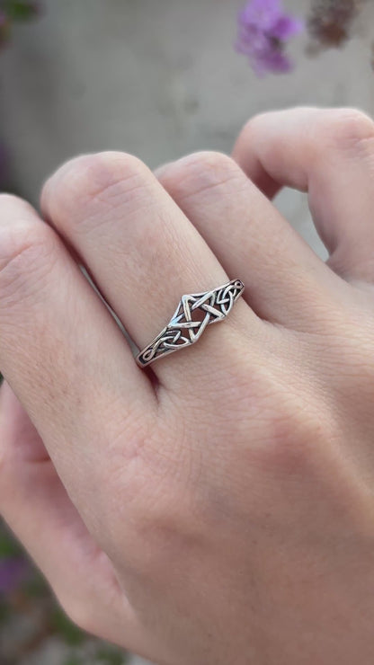 Sterling Silver Handmade Celtic Star Ring, Woven Knot Band, Minimalist Eternity Ring, Unisex Silver Jewelry, Gothic Vintage Style Ring